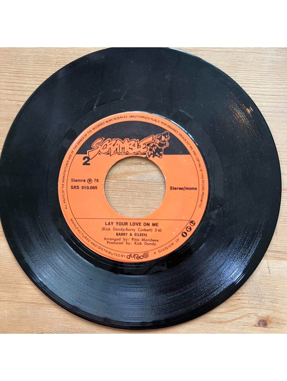 Barry & Eileen - Lay your Love on Me/Summerwine 45rpm VG+ R16